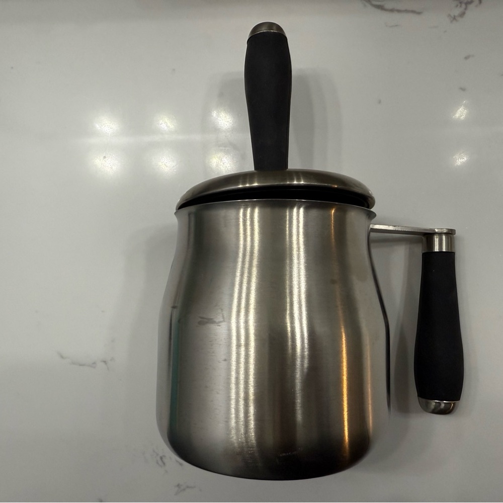 Williams Sonoma Basting Pot